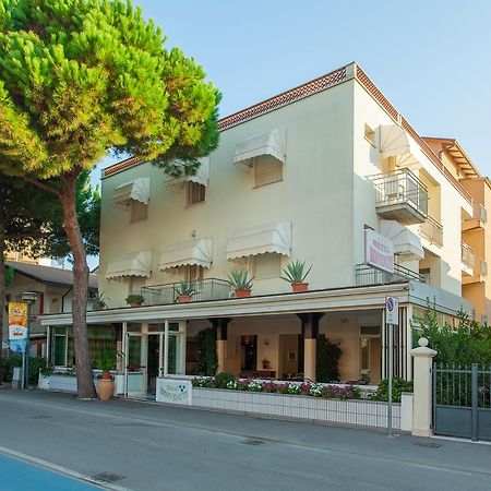 Hotel Benvenuti Gatteo a Mare Buitenkant foto