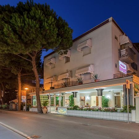 Hotel Benvenuti Gatteo a Mare Buitenkant foto