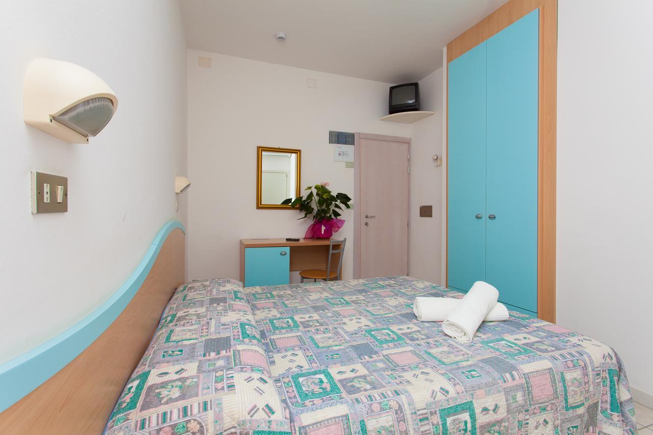 Hotel Benvenuti Gatteo a Mare Buitenkant foto